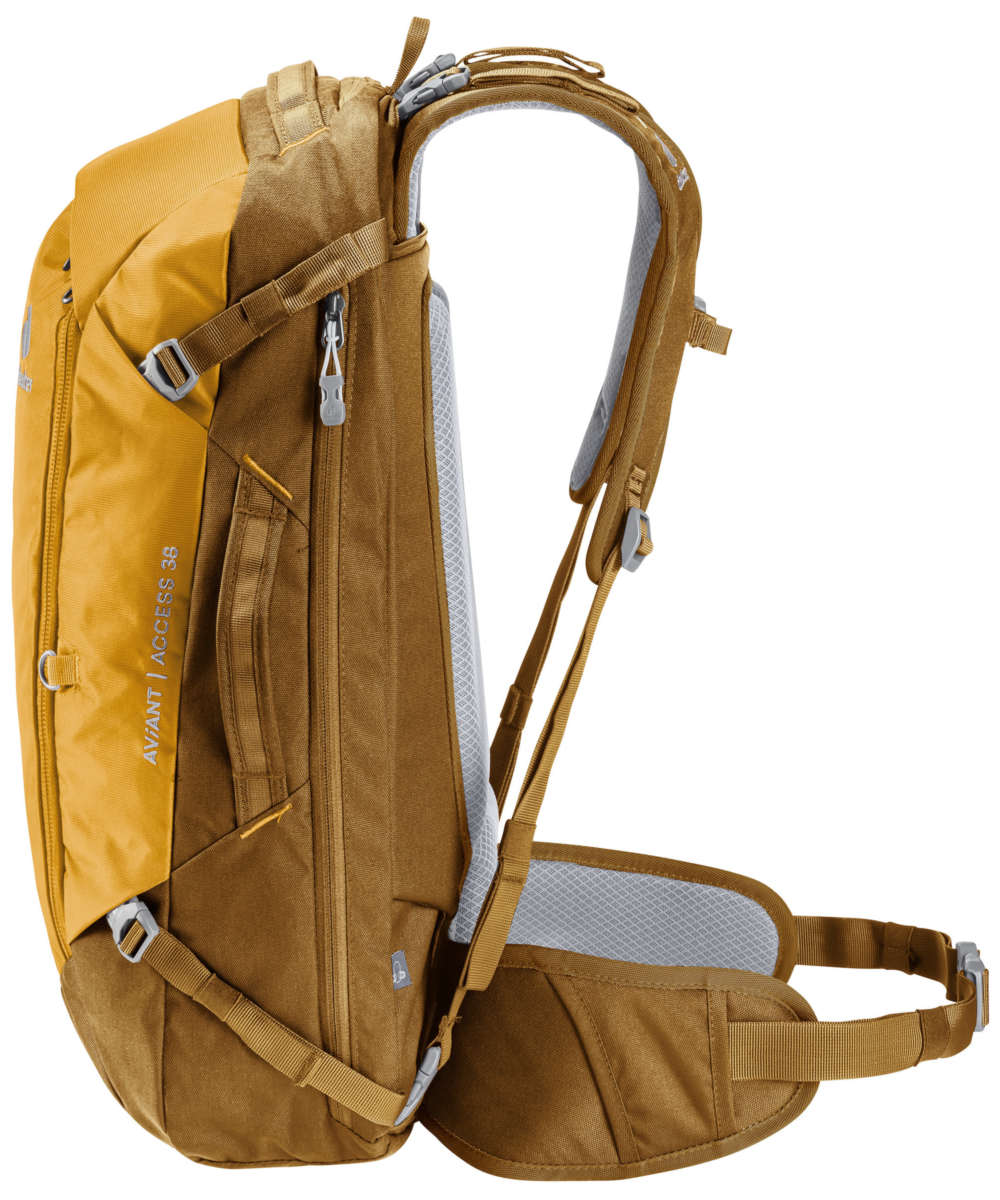 71229614_Deuter Aviant Access 38 cinnamon-almond