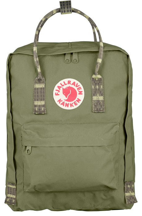 71123852_Fjällräven Kanken green-folk pattern