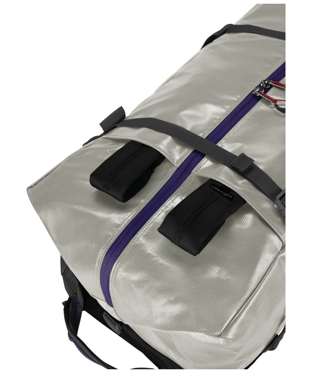 71230245_Eagle Creek Migrate Wheeled Duffel 110L Limited Edition silver