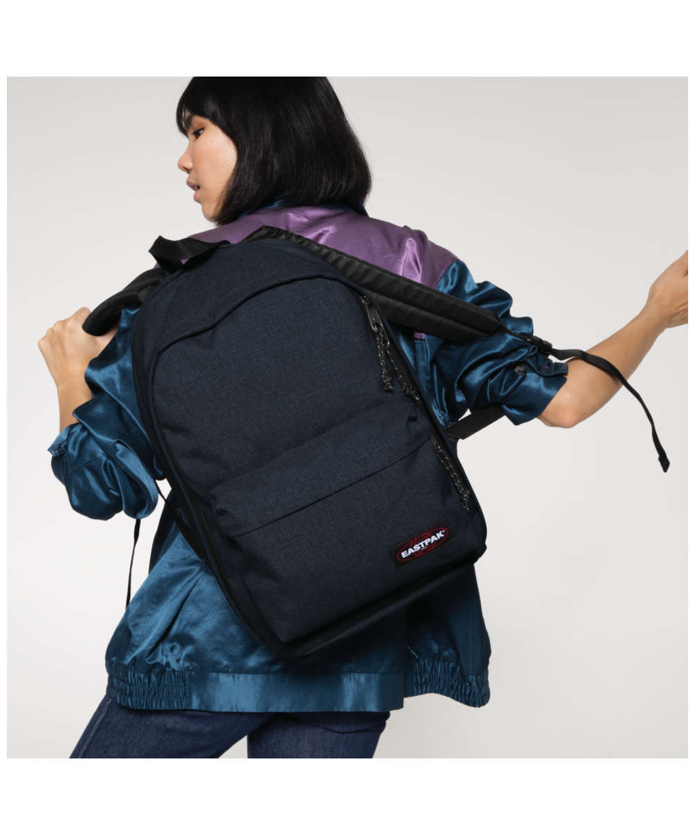 8000108_Eastpak Back To Work triple denim