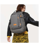 71218280_Eastpak Smallker Limited Edition cs sunday grey2