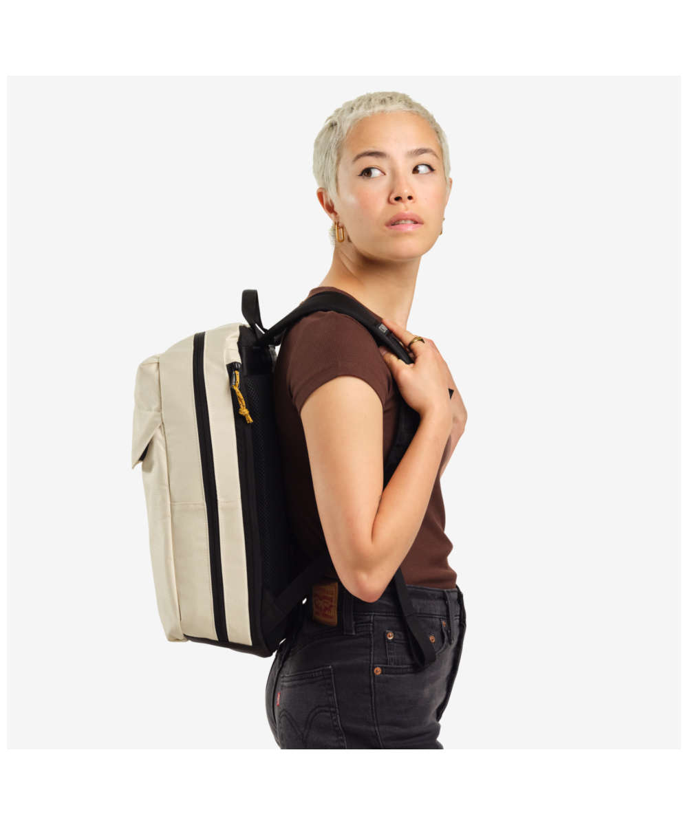 71233871_Chrome Ruckas Backpack 23L natural