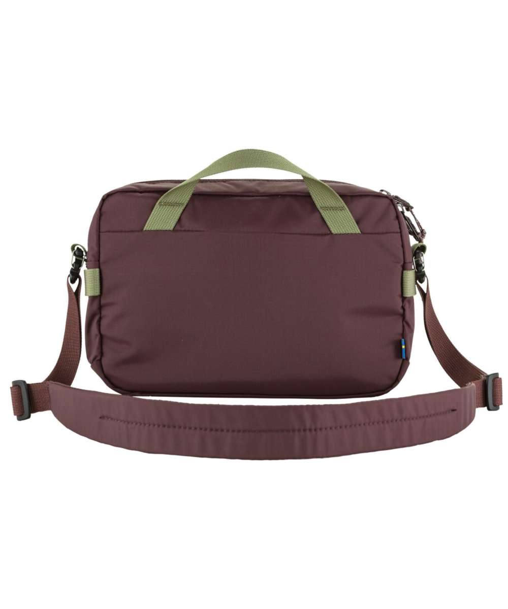 71245499_Fjällräven High Coast Crossbody blackberry