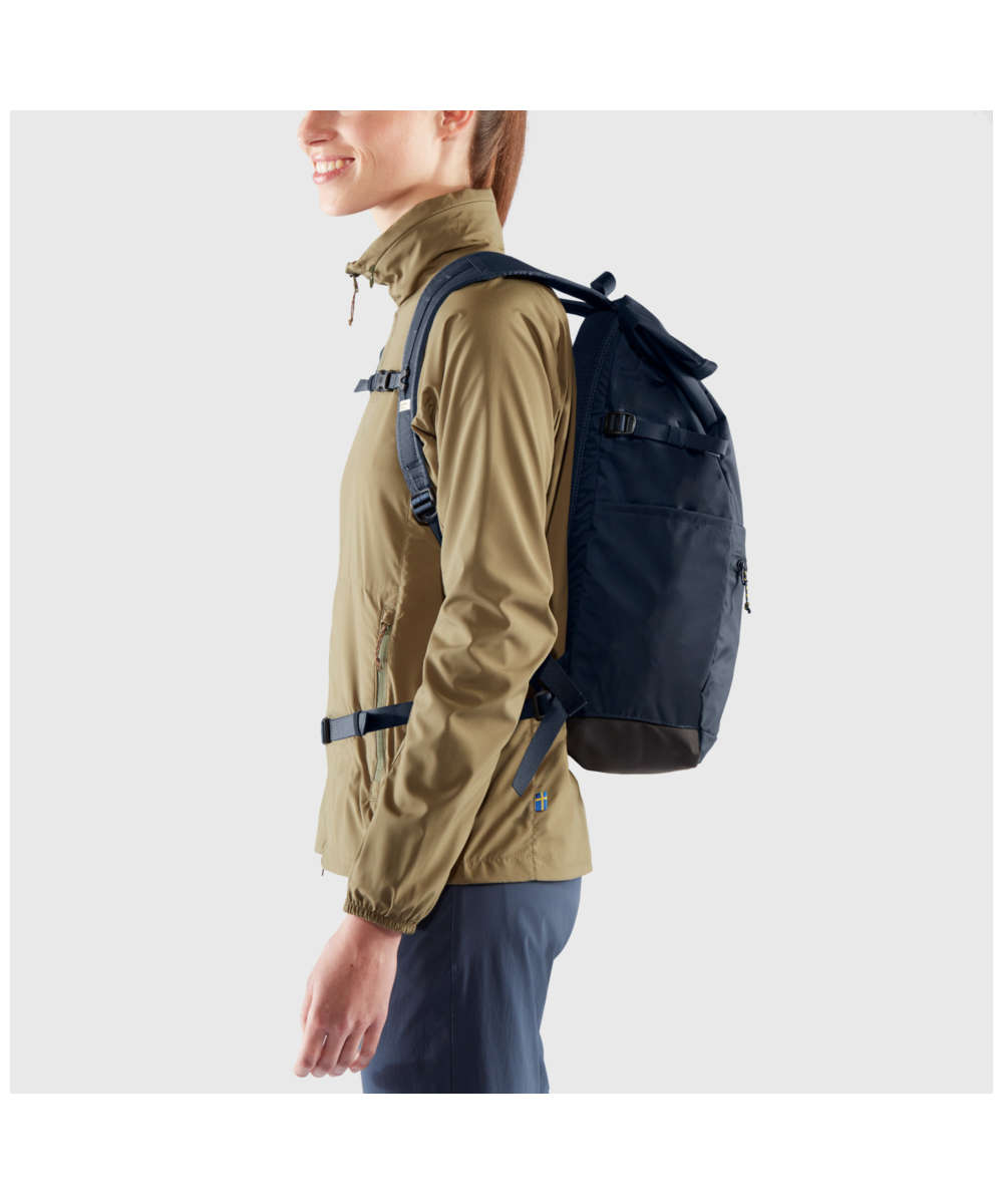 71158843_Fjällräven High Coast Foldsack 24 shark grey