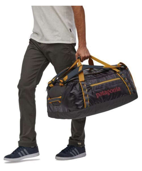 71198473_Patagonia Black Hole Duffel 55L smolder blue w/buckwheat gold