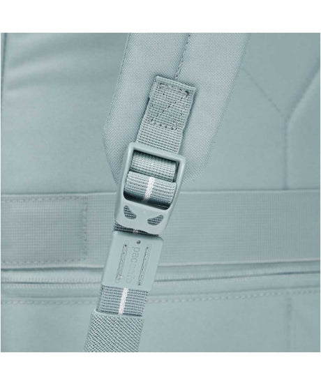 71245975_Pacsafe Go 25L Anti-Diebstahl-Backpack fresh mint