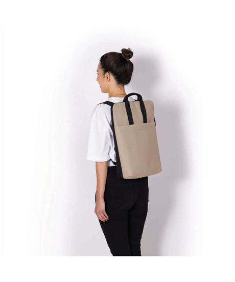 71211945_Ucon Acrobatics Masao Medium Backpack Lotus nude