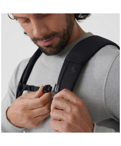 71197600_Fjällräven Ulvö Rolltop 30 black