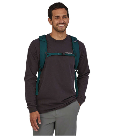 71189268_Patagonia Black Hole Pack 32L dark borealis green