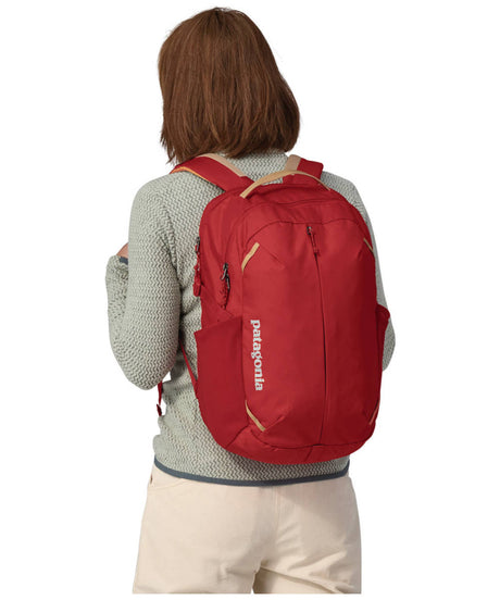 71235339_Patagonia Refugio Day Pack 26L touring red