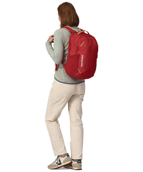 71235339_Patagonia Refugio Day Pack 26L touring red