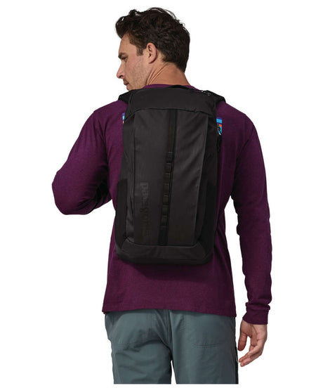 71235384_Patagonia Black Hole Pack 25L black