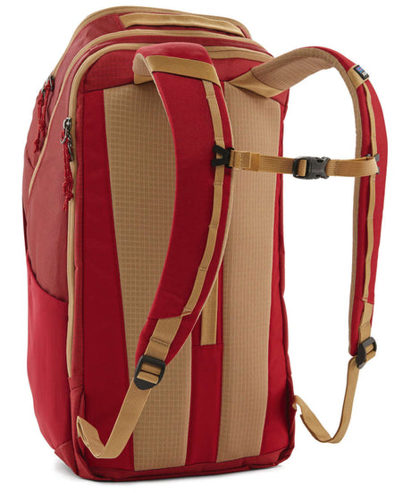 71235392_Patagonia Black Hole Pack 32L touring red