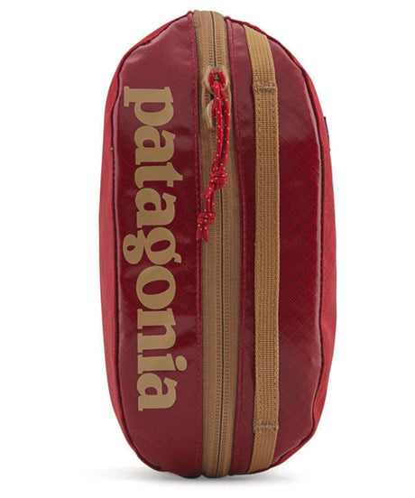 71235397_Patagonia Black Hole Cube 3L touring red