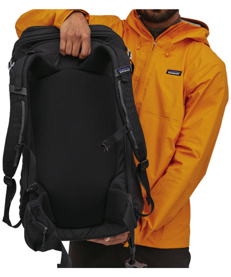 71119308_Patagonia Cragsmith 45L L/XL black classic