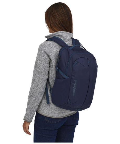 71198582_Patagonia Refugio Day Pack 26L classic navy