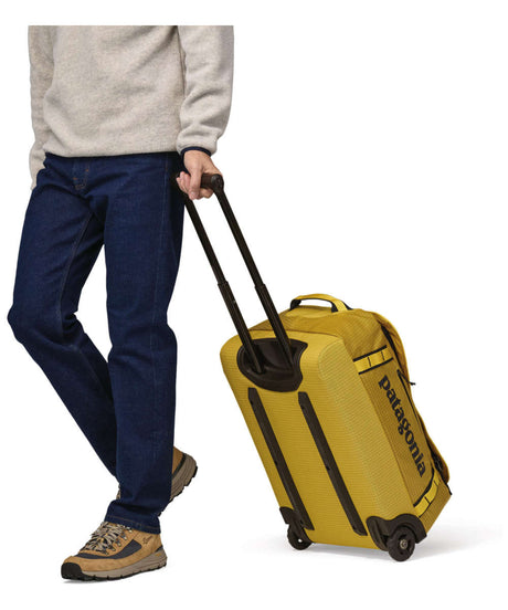 71235420_Patagonia Black Hole Wheeled Duffel 40L shine yellow