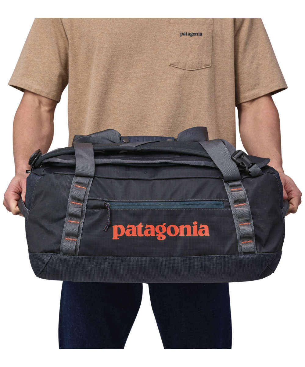 71240942_Patagonia Black Hole Duffel 40L smolder blue