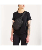 71161090_Chrome Ziptop Waistpack black